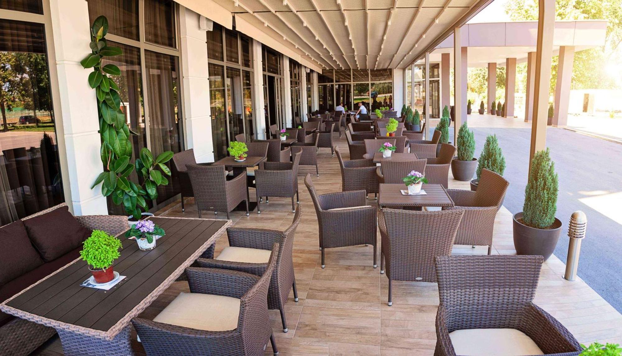 Bosphorus Hotel Алексінац Екстер'єр фото